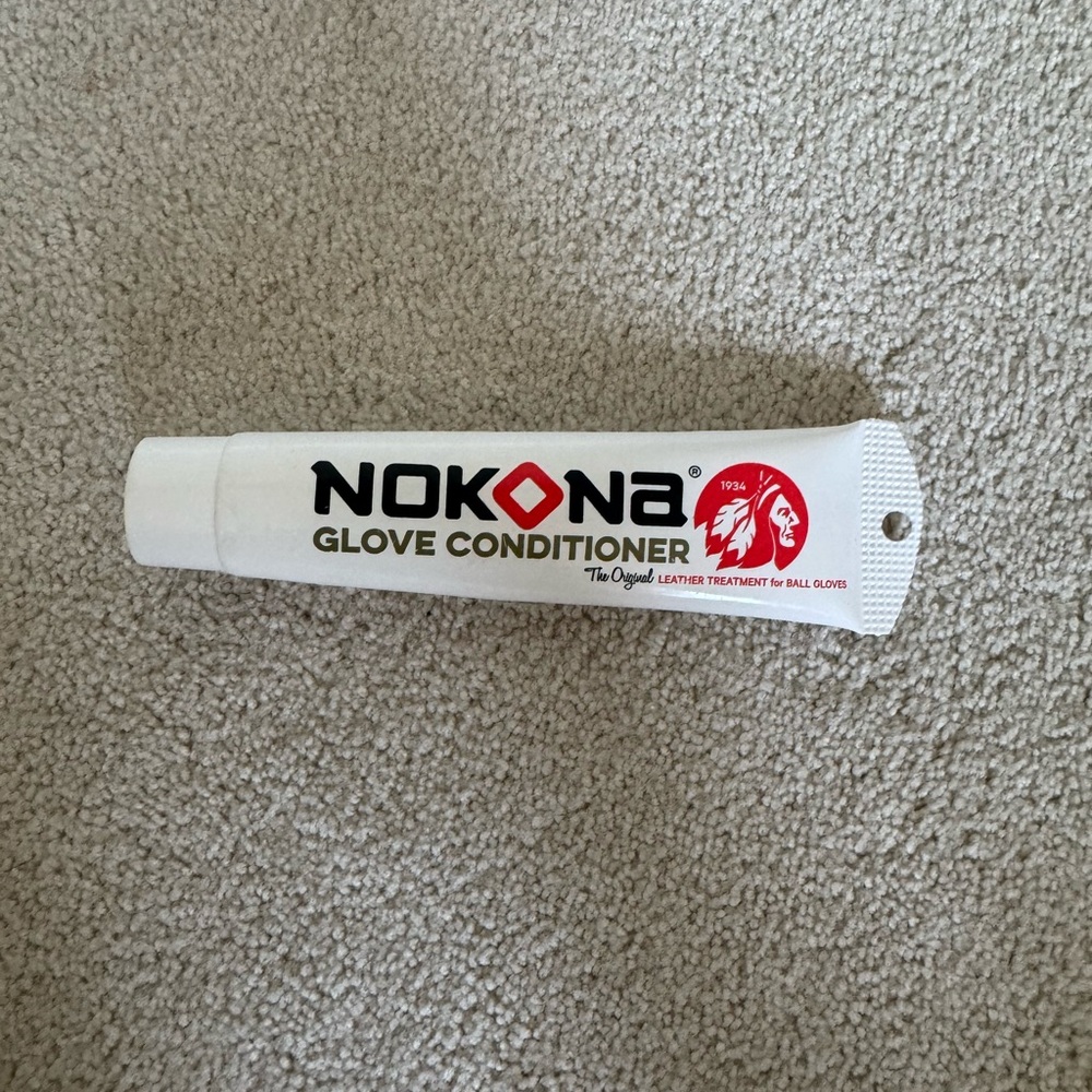 Nokona Glove Conditioner